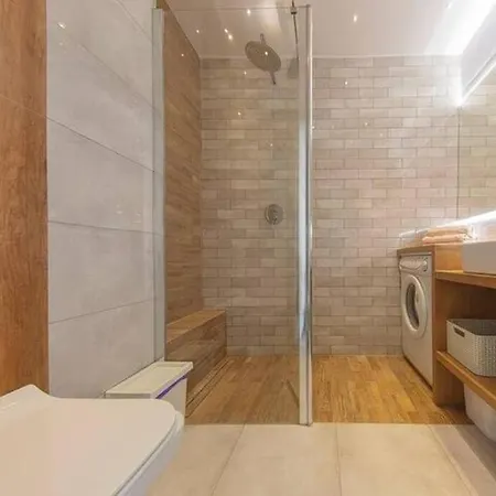 Urbannestgroup - Przechodnia 2 *